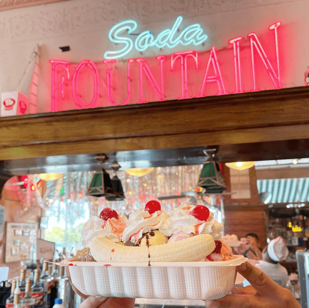 Fair Oaks Pharmacy & Soda Fountain - Travel destination