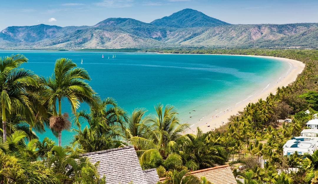 Explore top stops for a Darwin to Cairns road trip in a campervan! Enjoy scenic routes, attractions, and hidden gems along the way.