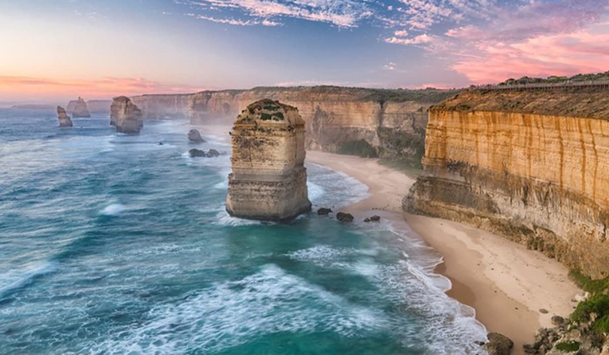 See the Great Ocean Road & South Australia's coastline on a budget by relocating cars, campervans & motorhomes for $1 per day with Imoova.