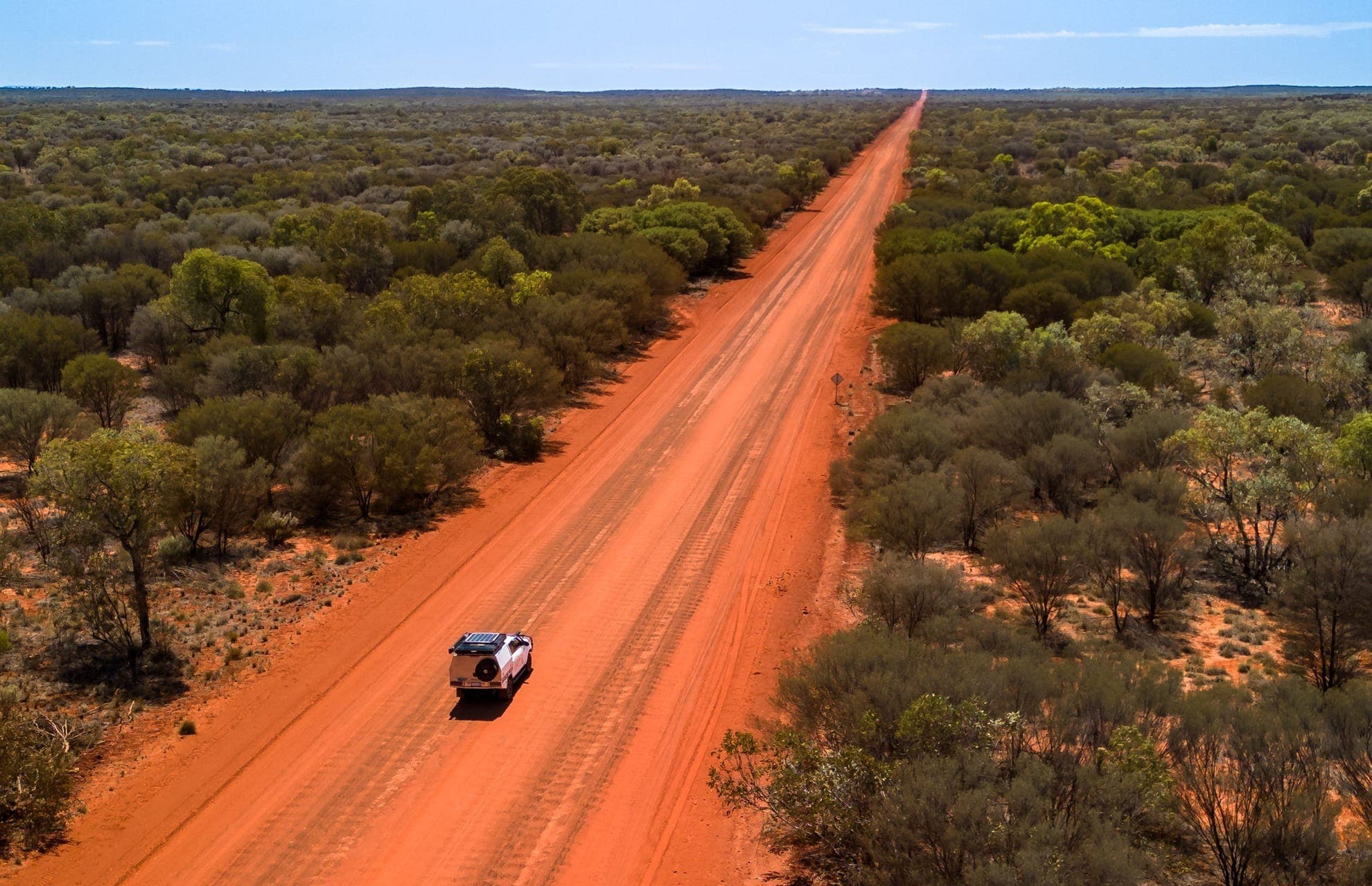 Here’s your complete guide to this epic trans-Australia road trip — packed with unmissable stops, driving tips, and rugged outback adventures.