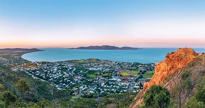 Road trip from Gold Coast to Townsville in 6 days with Imoova's $1/day vehicle relocations. Explore beaches, waterfalls, and Queensland gems on a budget.