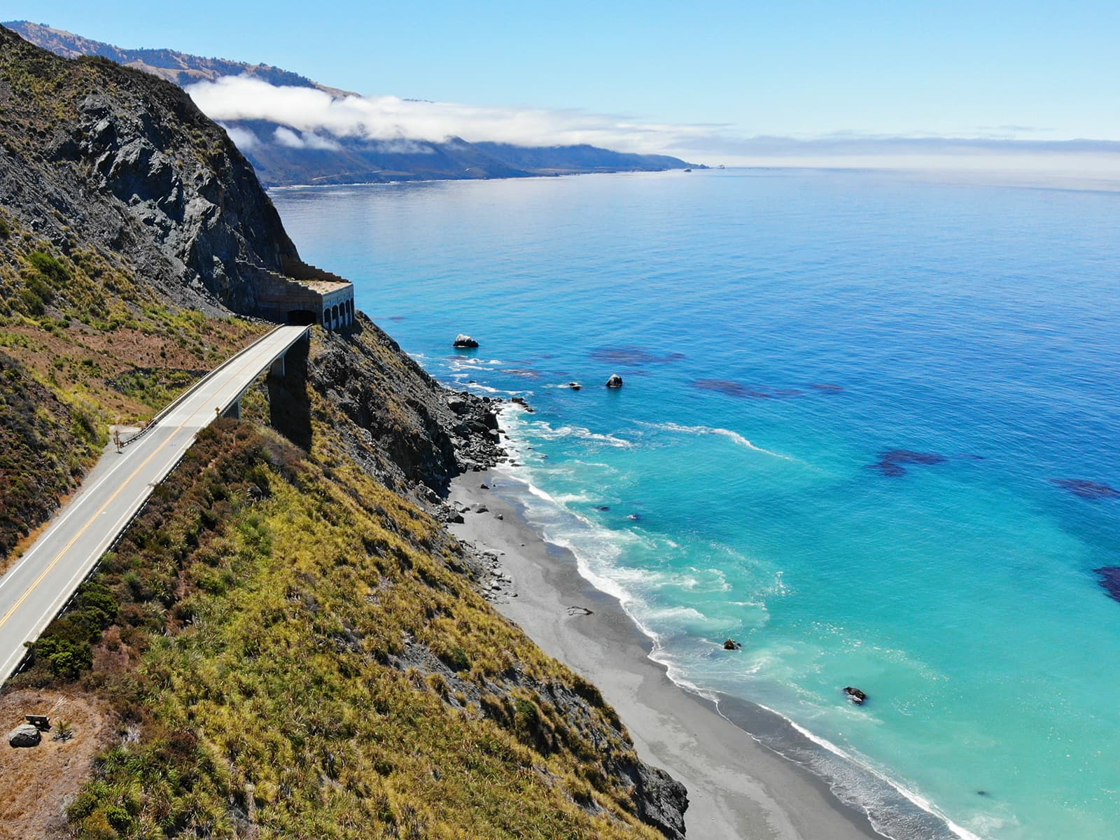 Explore the Pacific Coast from Los Angeles to Portland in 7 nights with Imoova's $1/day RV rental. Enjoy epic coastal views, food, redwoods, and top RV parks!