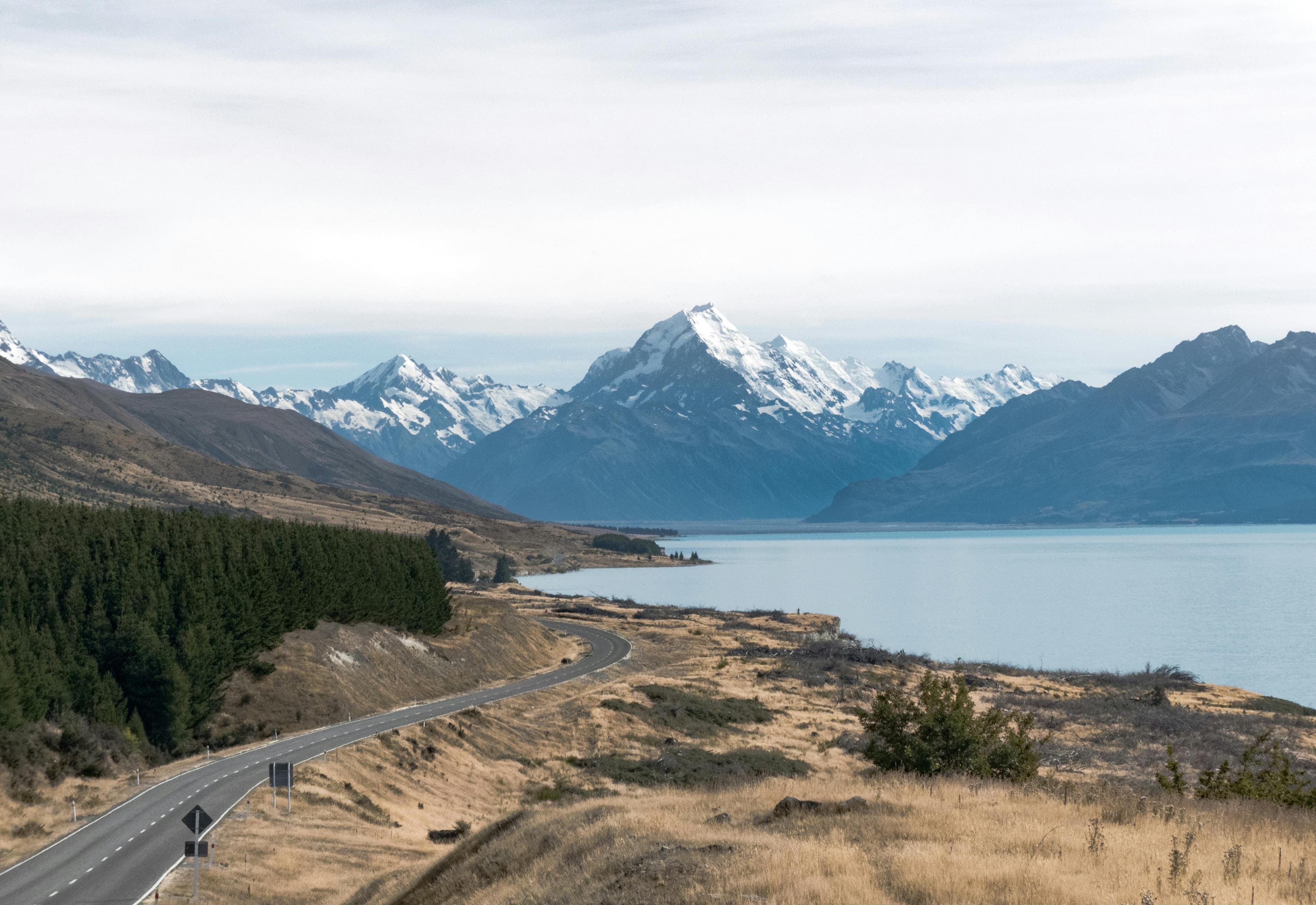 Whether you’re grabbing a $1 campervan relocation deal or planning a longer trip, here are 10 tips to make your NZ roadtrip smooth, safe, and unforgettable.